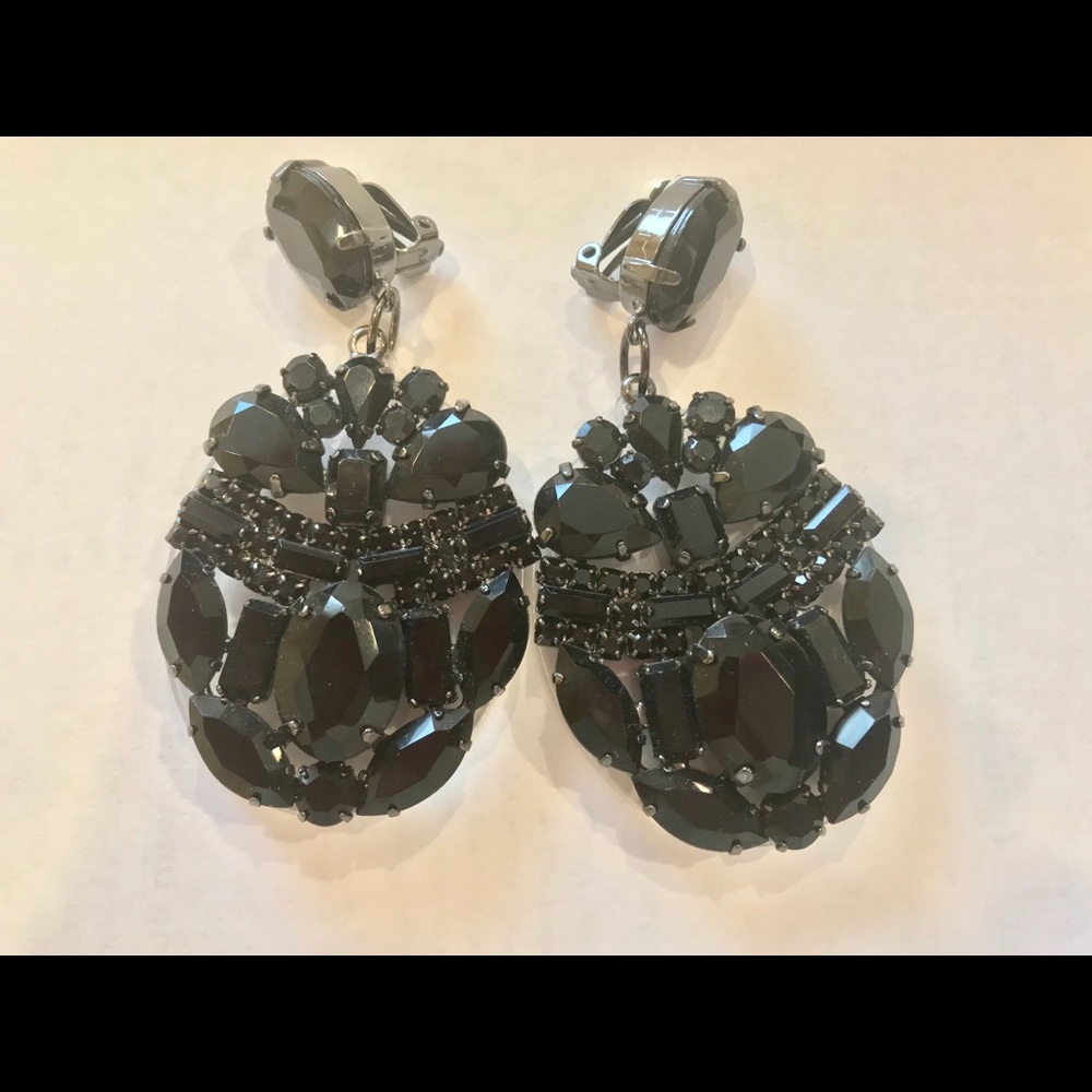 Large black glass ear rings. Clip on. - Picture 2 of 7